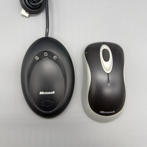 Microsoft Wireless Multimedia Keyboard 1.1 Model 1014 w Mouse Receiver - Picture 10 of 10